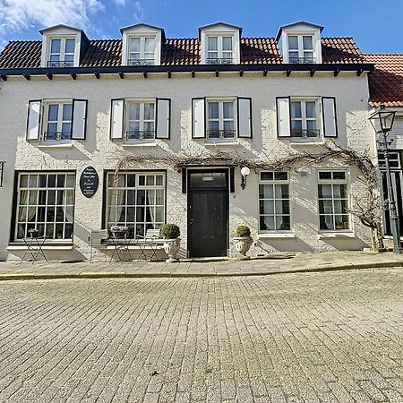 B&B Petit Chateau - Stijlvol Verblijf Centraal Gelegen In Zeeuws Vlaanderen Biervliet Exterior foto